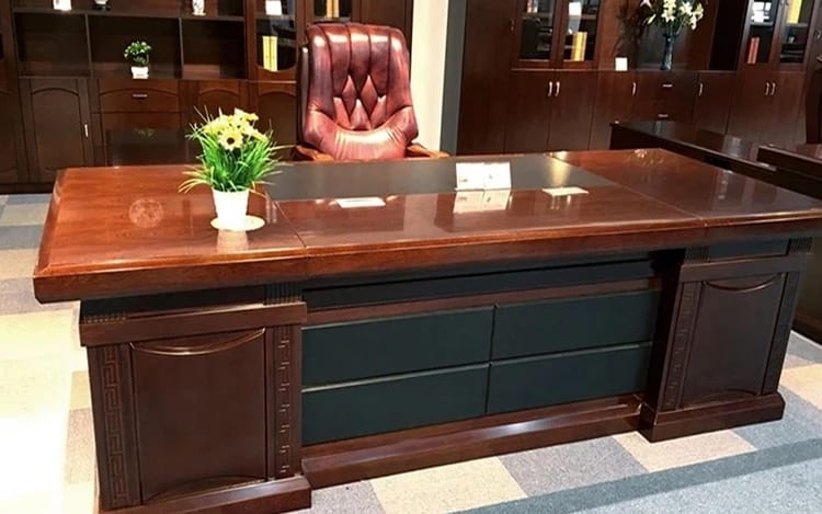 Why a Chinese boss won't walk you out